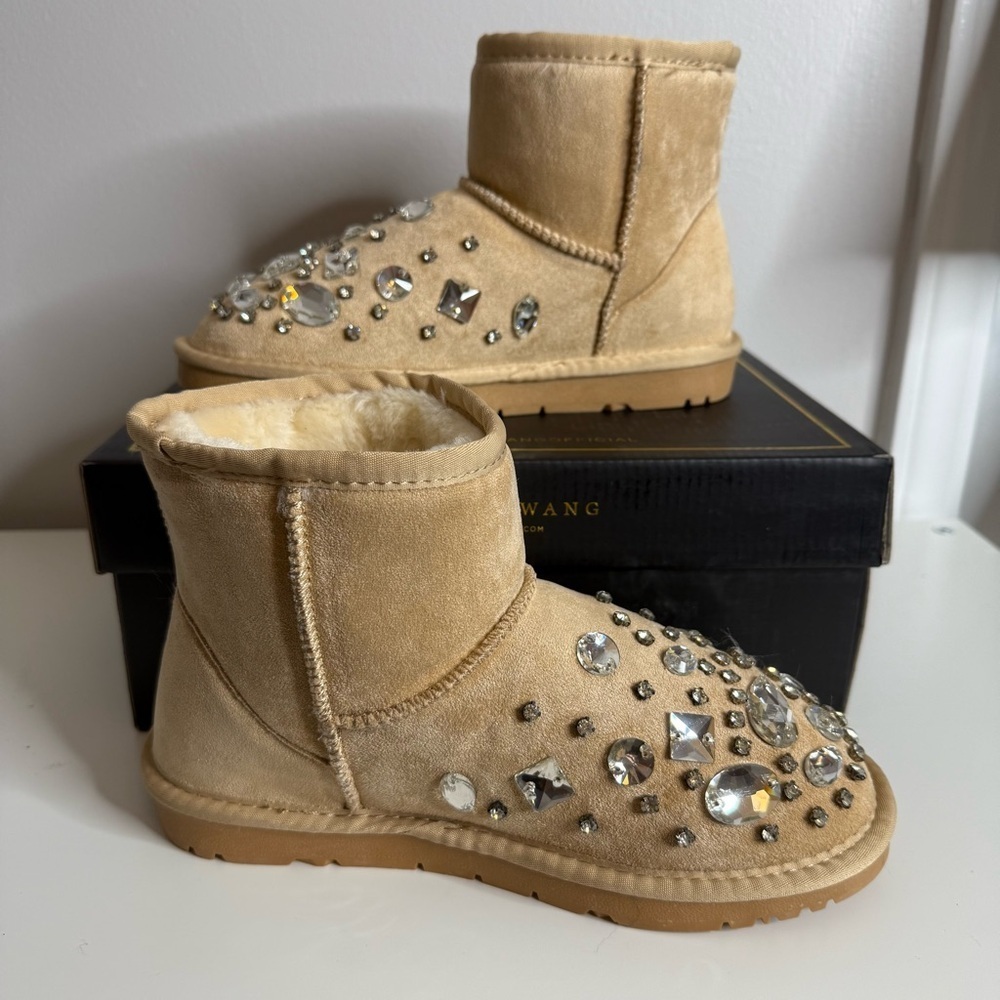 Azalea Wang - Tan Women's Winter Boots with Crystal Embellishments NWB US 7 - Picture 3 of 10